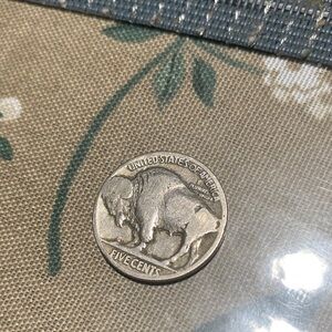 Five cents Liberty Nickel Coin with Buffalo Design in Silver